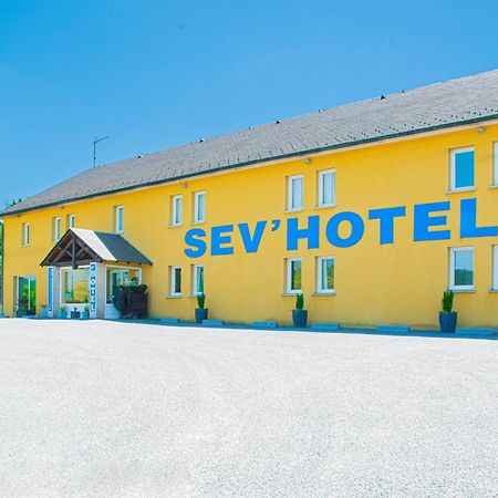 Sev'Hotel Severac-d'Aveyron Exterior photo