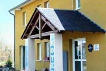 Sev'Hotel Severac-d'Aveyron Exterior photo